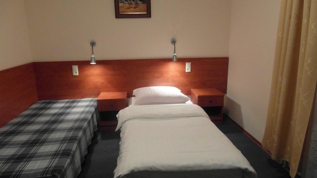 Hotel Julianów Warszawa Pokój zdjęcie