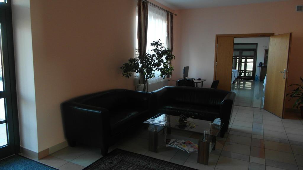 Hotel Julianów Warszawa Zewnętrze zdjęcie